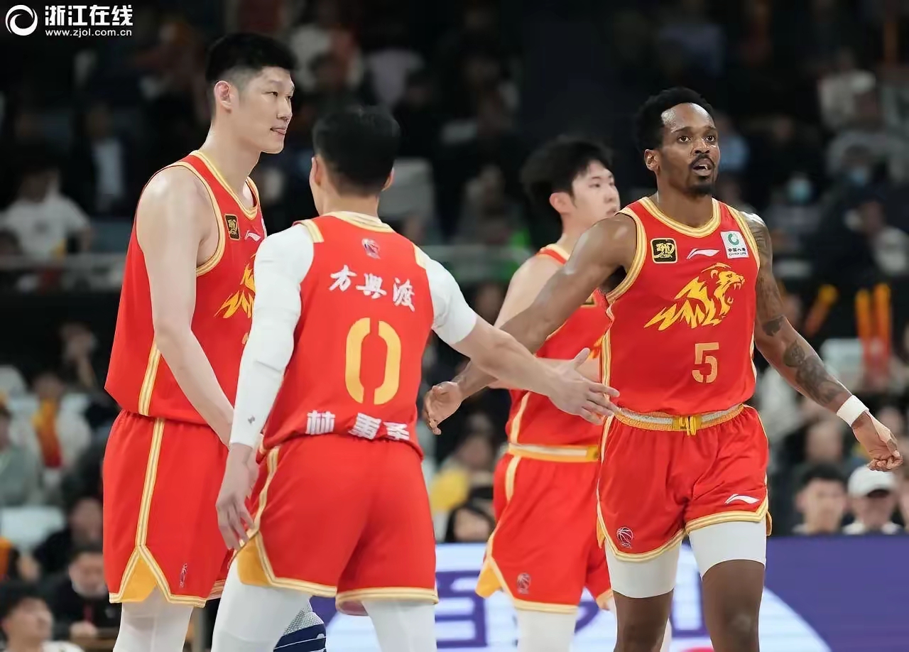 央视五套把ac米兰打成av米兰-s15全球总决赛