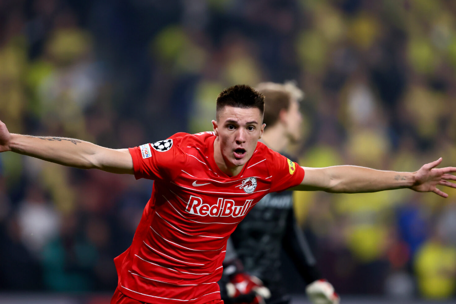 关于西甲转会期走向成谜；费耶诺德战术微调；管理层满意；控场能力受关注的信息-英雄联盟2025总决赛