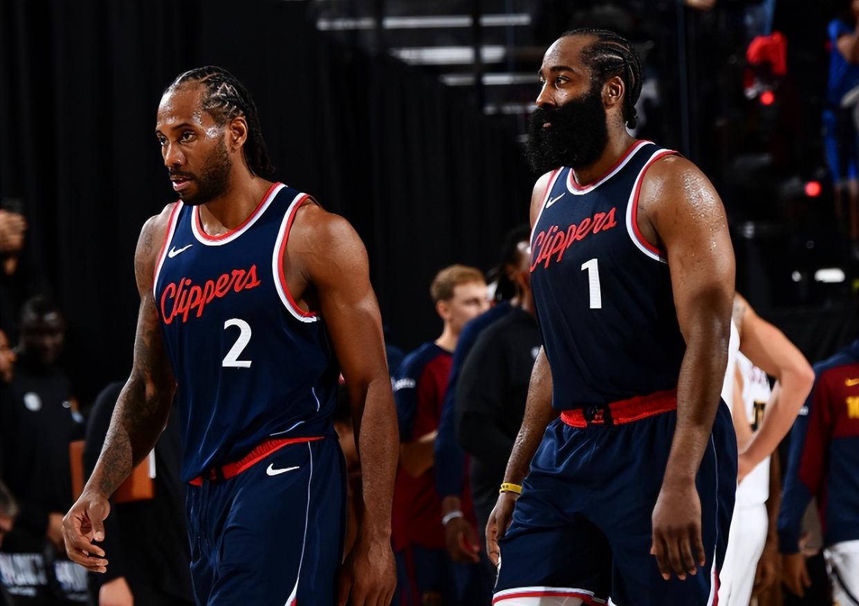 风云突变洛杉矶快船窗口期单刀错失，NBA常规赛版图或变，气氛紧张，阵容厚度经受考验的简单介绍-英雄联盟s15